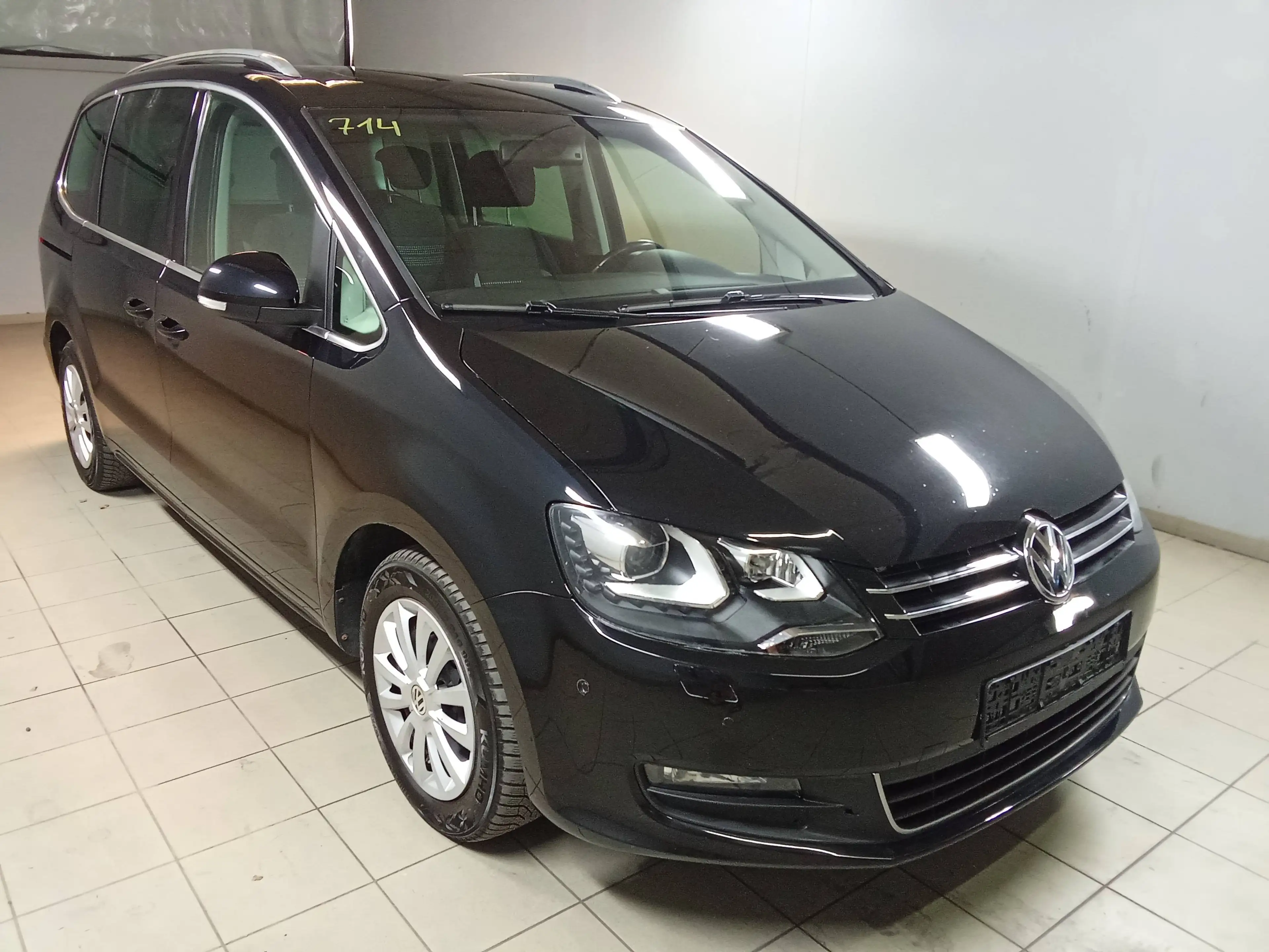 Volkswagen Sharan Life BMT 4Motion — photo 2