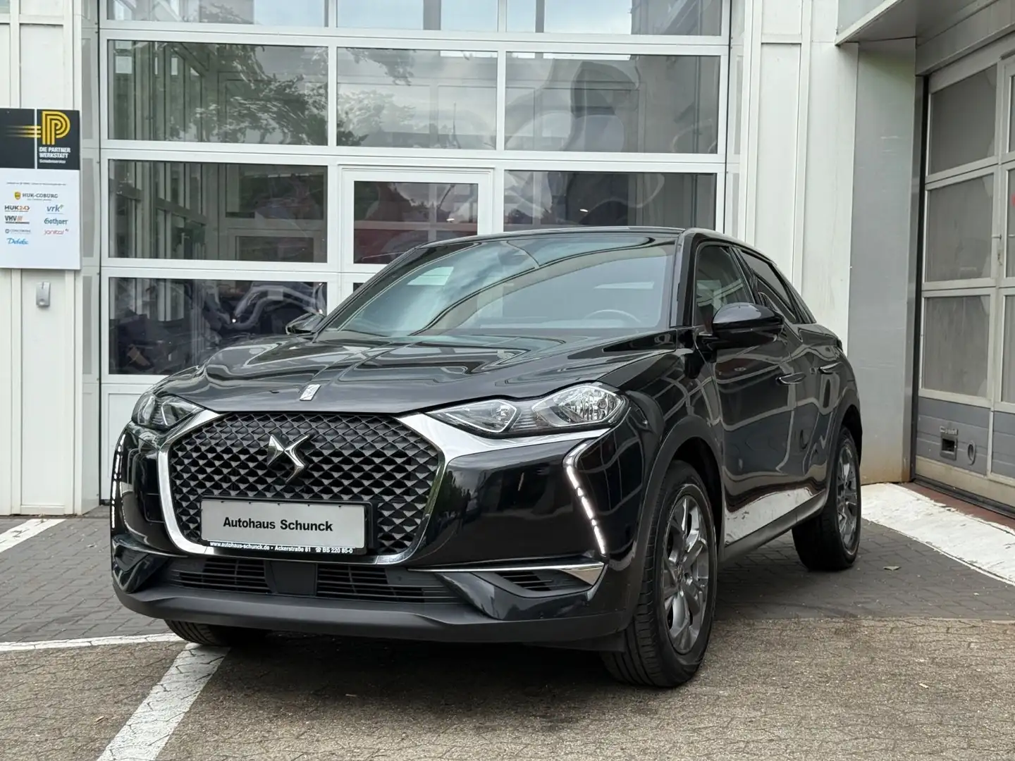 Citroen DS3 Crossback Bastille NAV/CAM/MFL Noir - 1