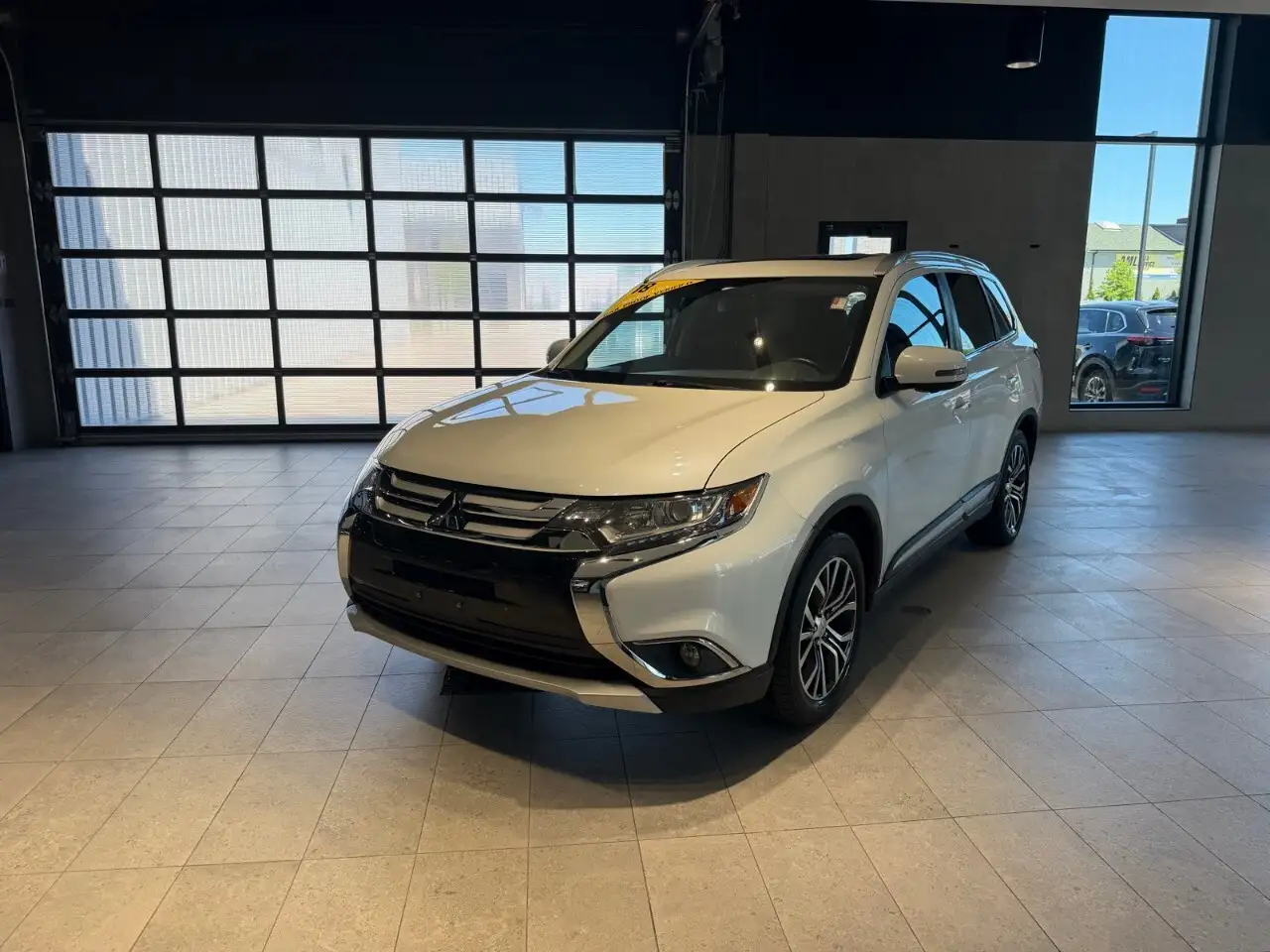 Mitsubishi Outlander fotografie Mitsubishi Outlander