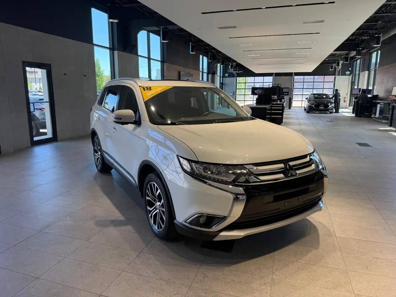 Mitsubishi Outlander fotografie Mitsubishi Outlander
