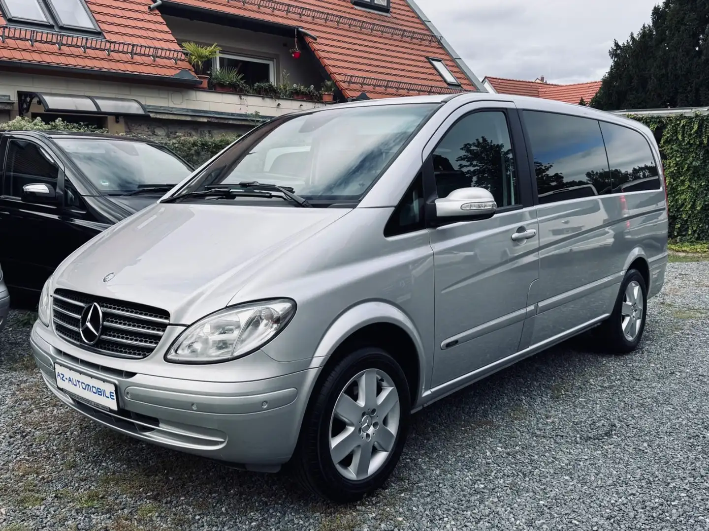 Mercedes-Benz Viano 2.2 CDI lang, Scheckheft, top, AHK Silber - 1