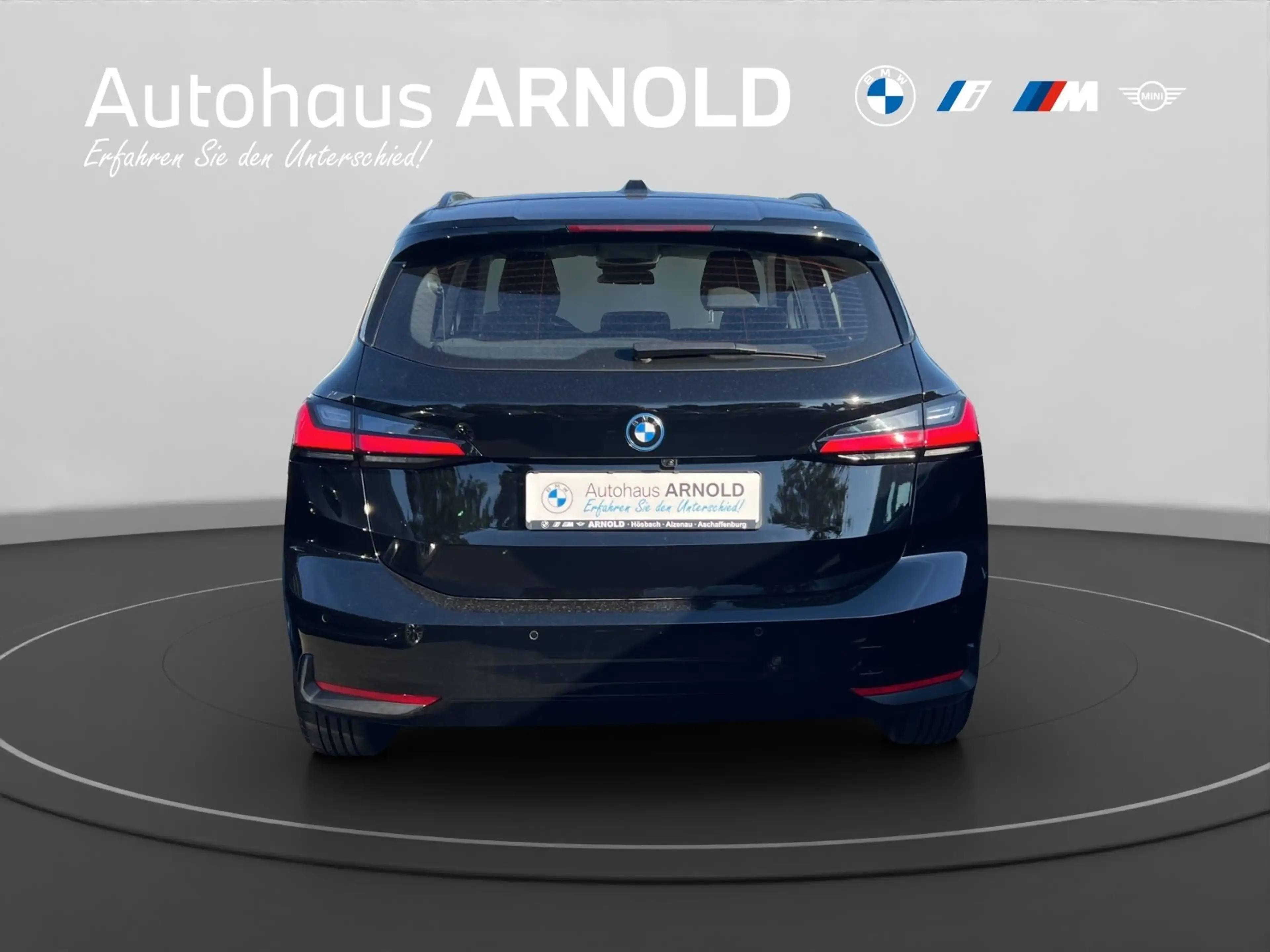 BMW 230 e xDrive Active Tourer — photo 5