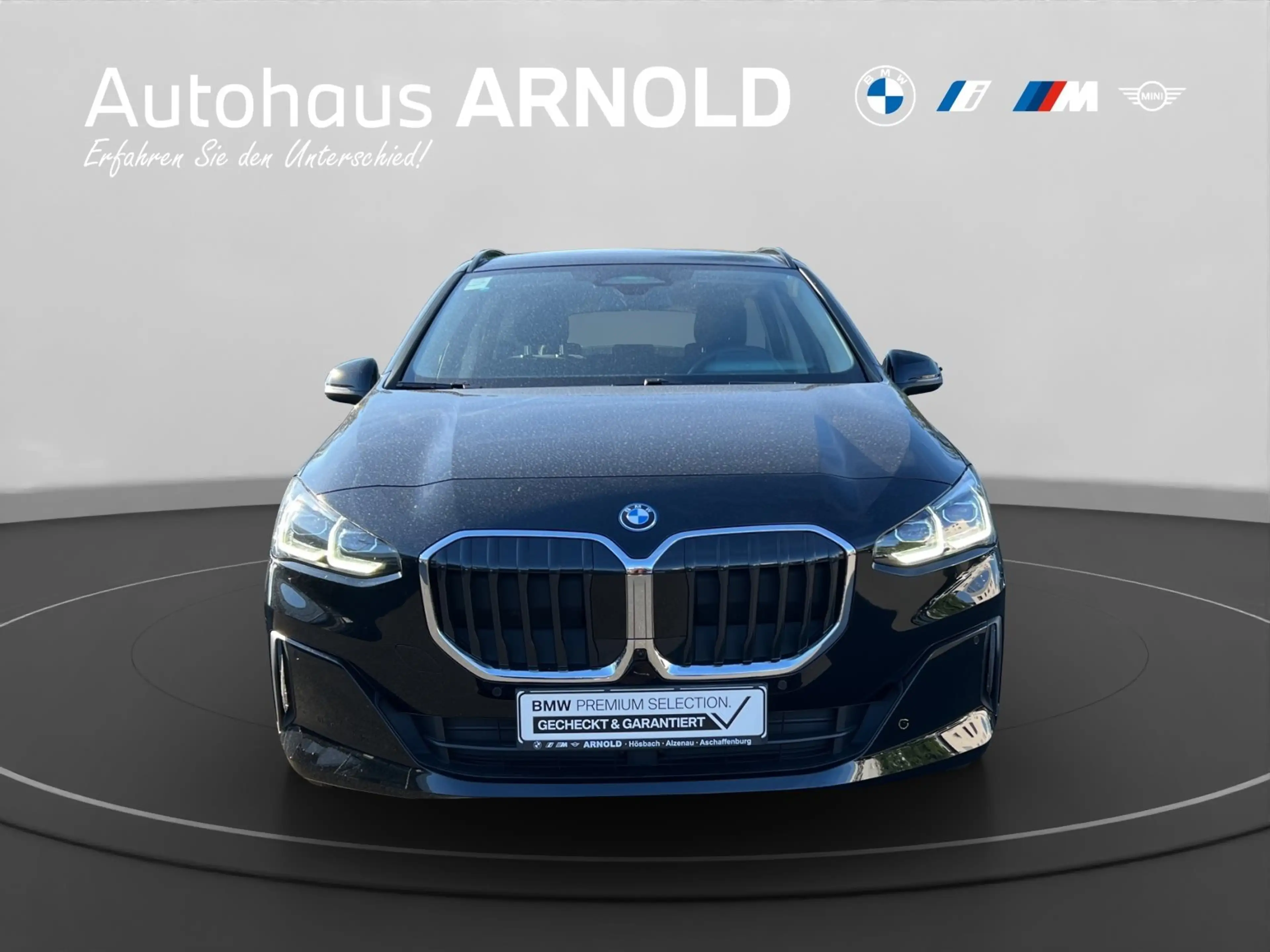 BMW 230 e xDrive Active Tourer — photo 2