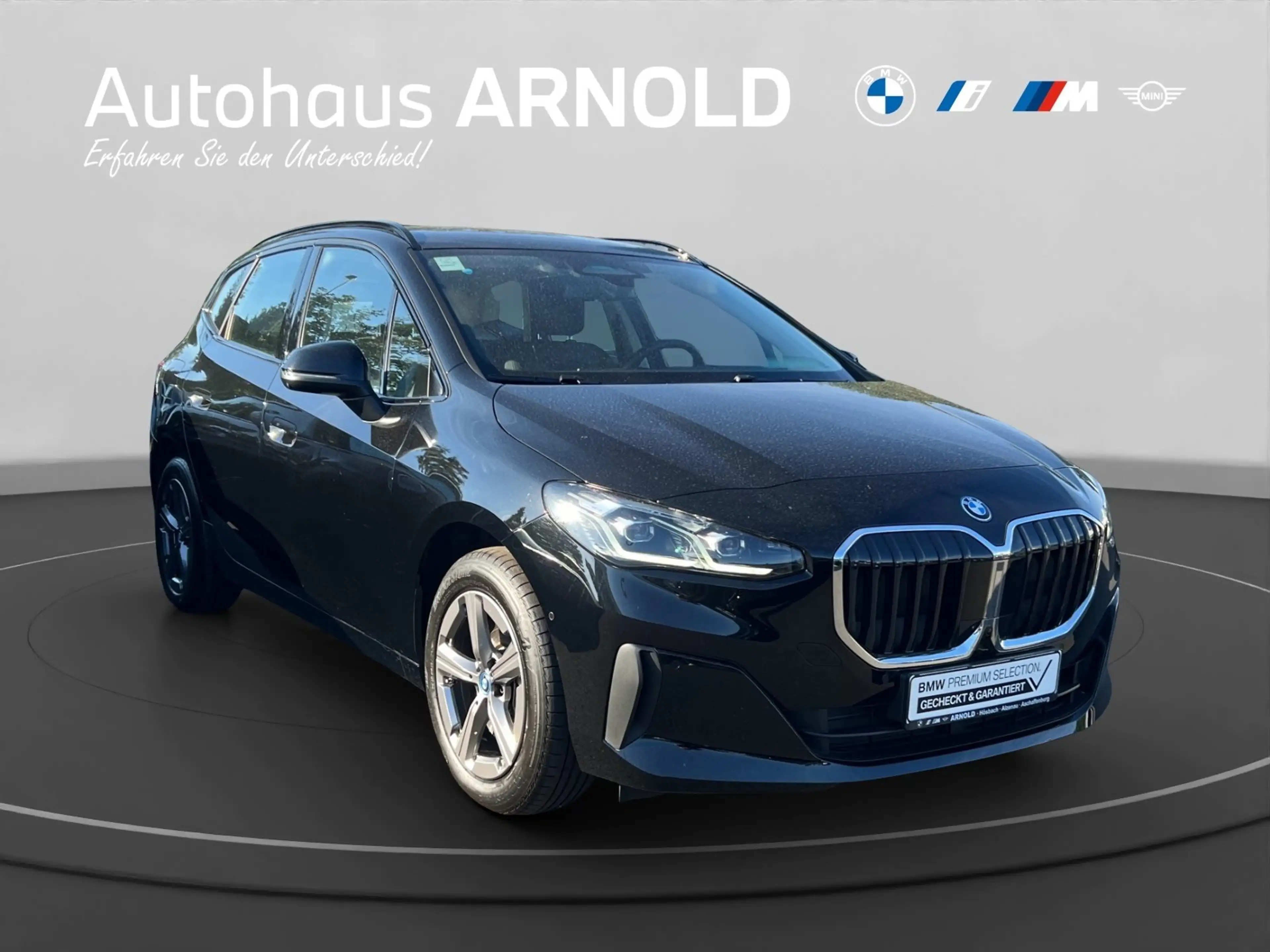 BMW 230 e xDrive Active Tourer — photo 3