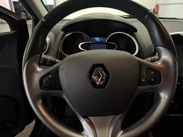 Renault Clio view 13