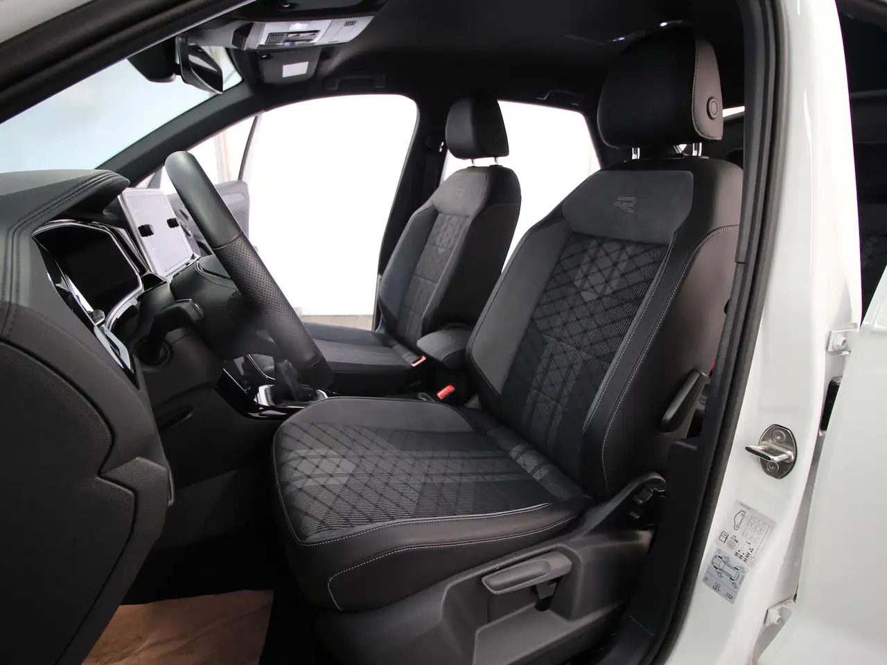 Volkswagen T-Roc TSI R-Line LED+ACC+SITZHEIZUNG 10