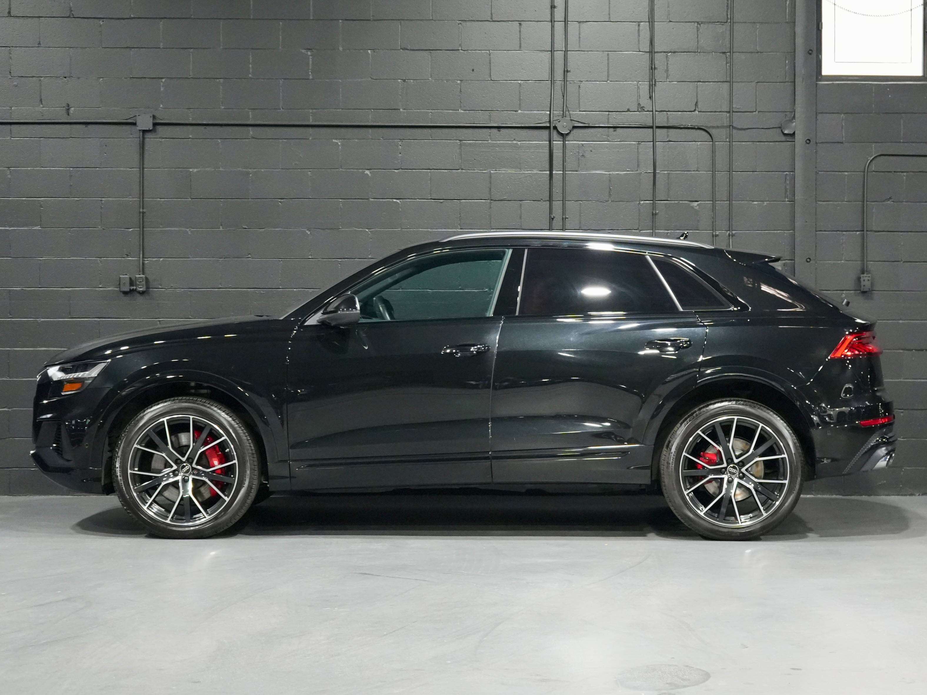 2023 Audi SQ8