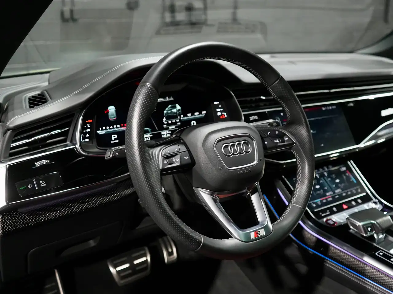 Audi SQ8 fotografie Audi SQ8