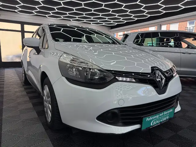 Renault Clio Expression*Klima*Tüv + Inspektion Neu*