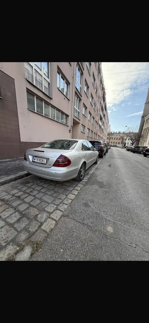 Mercedes-Benz E 220 Classic CDI - 2