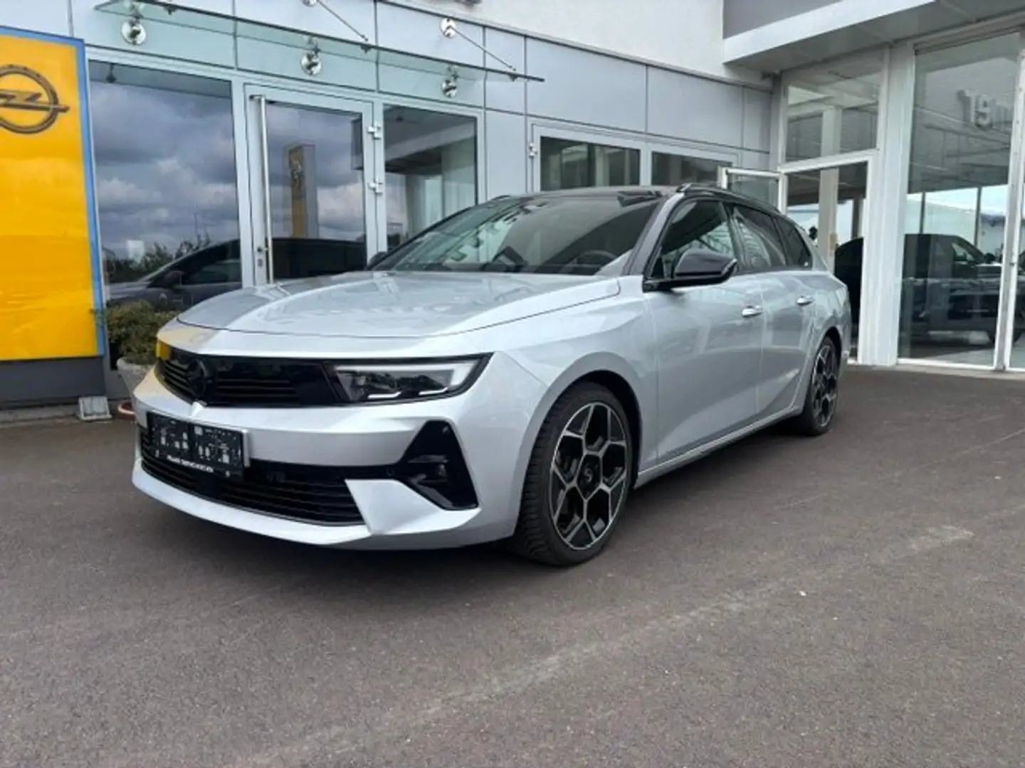 Opel Astra Ultimate **Pano, ACC, Navi** Silber - 1
