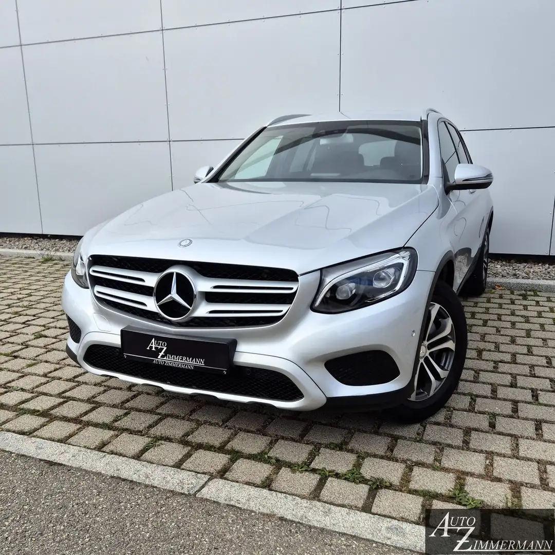 Mercedes-Benz GLC 220 d 9G-tronic 4MATIC Navi*LED*AHK*Kamera Silber - 1