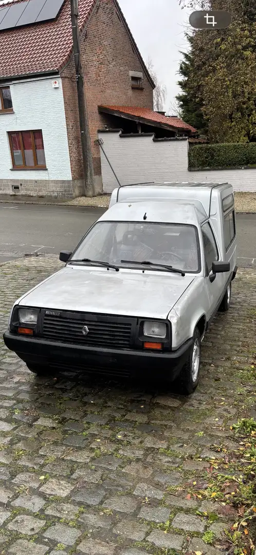 Renault Express Phase 1 - 1