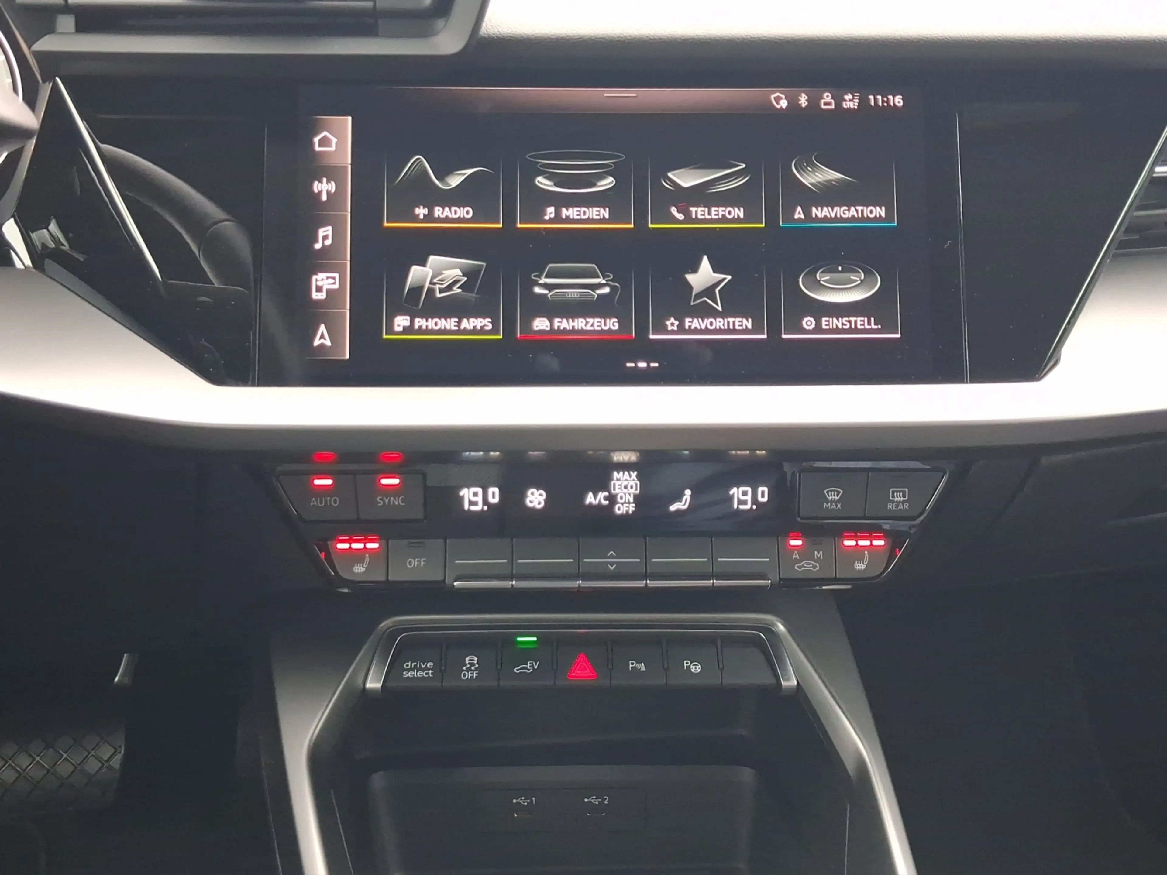 Audi A3 Sportback 45 TFSI e S line ACC Ambiente Navi RF... — photo 10