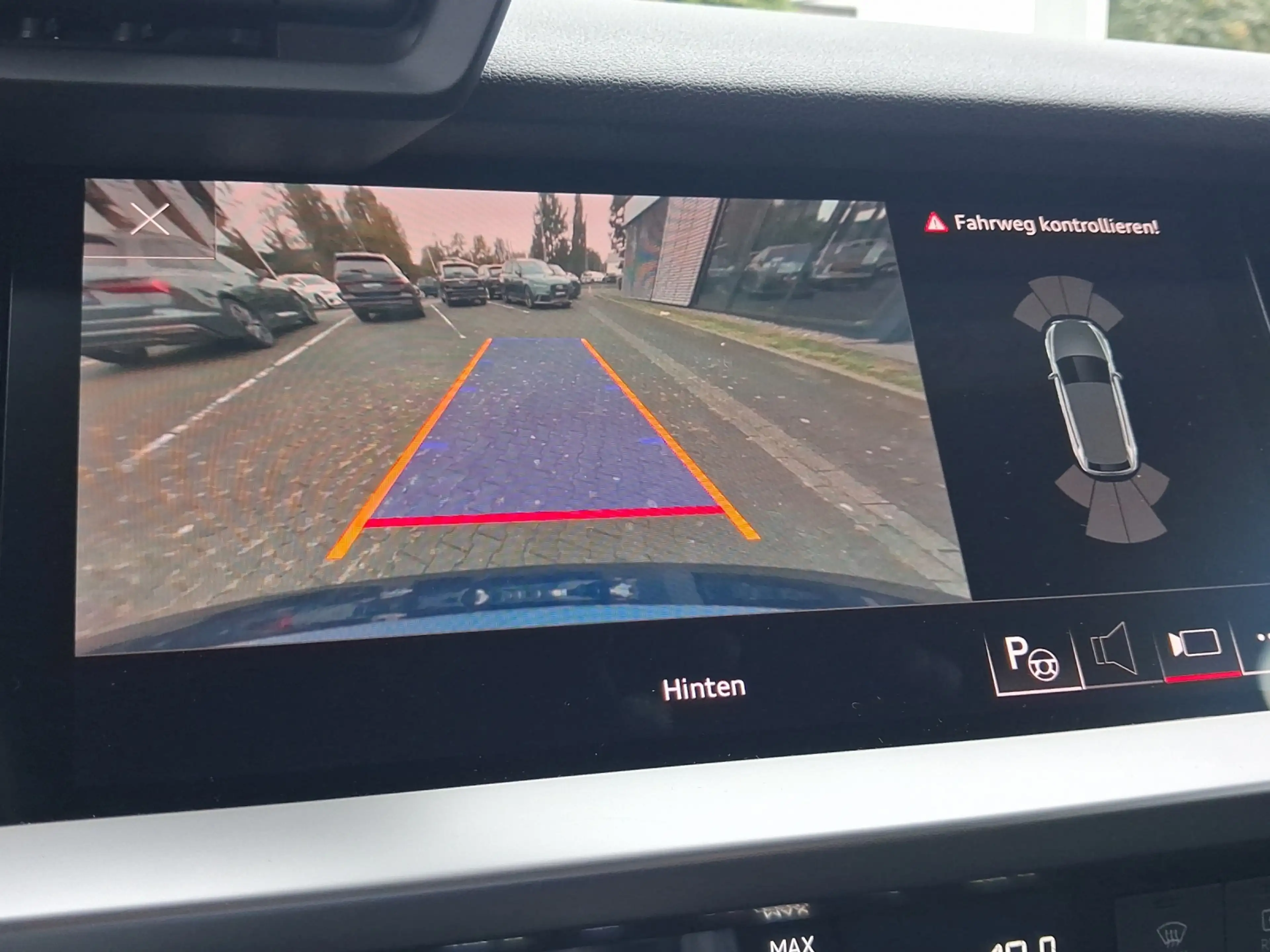 Audi A3 Sportback 45 TFSI e S line ACC Ambiente Navi RF... — photo 23