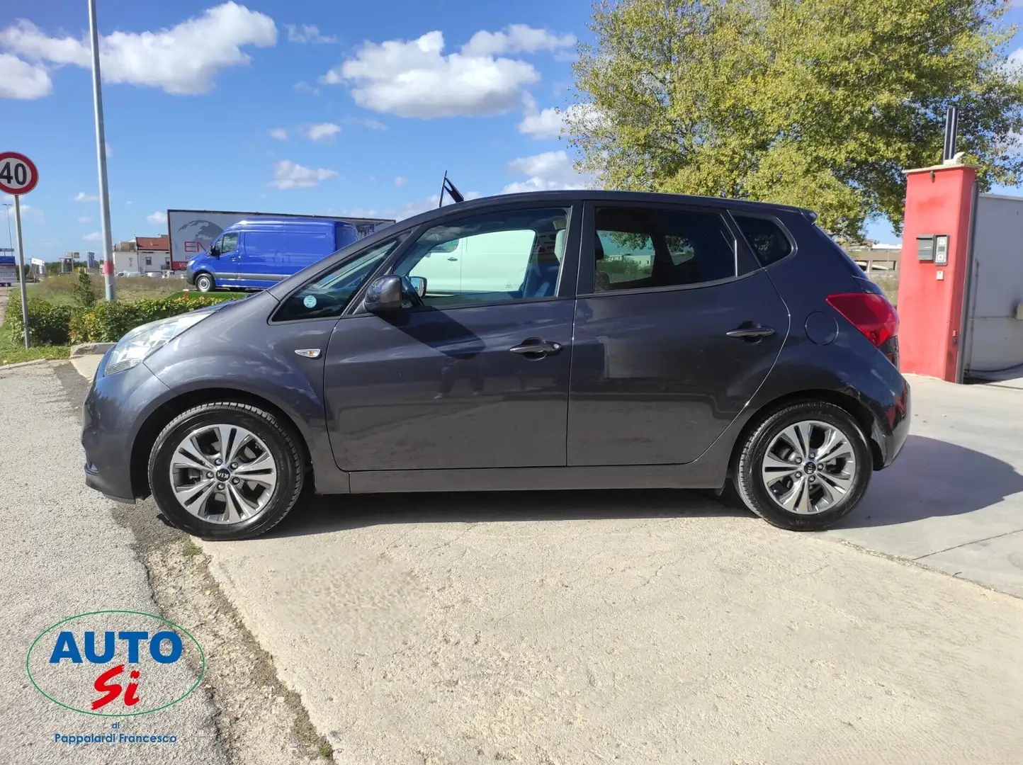 Kia Venga 1.4 CRDi - 90cv 4 POSTI AUTOCARRO Gris - 2