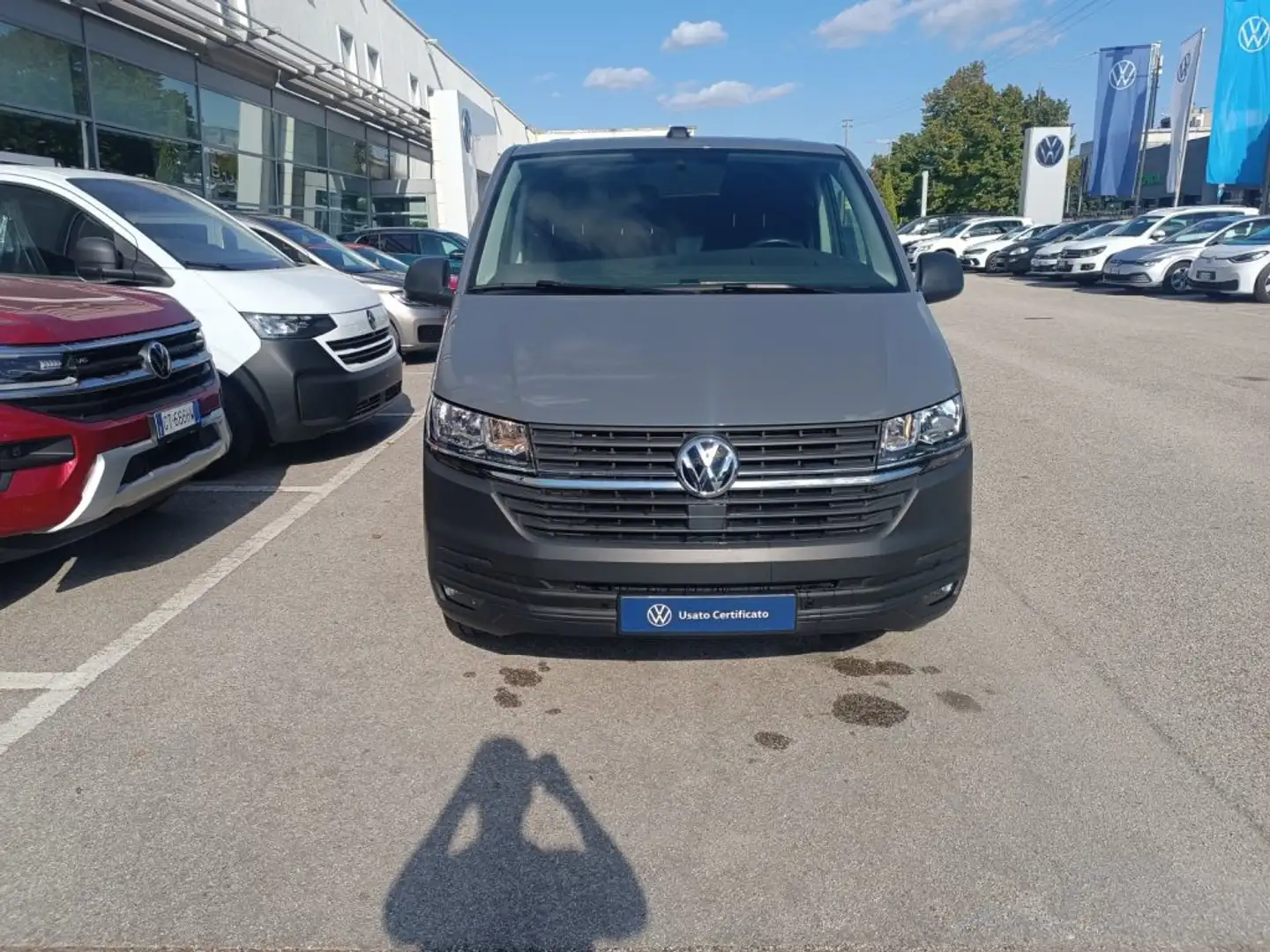 Volkswagen T6.1 Transporter BUSINESS - 2.0 TDI 150 CV DSG - IVA COMPRESA Gris - 2