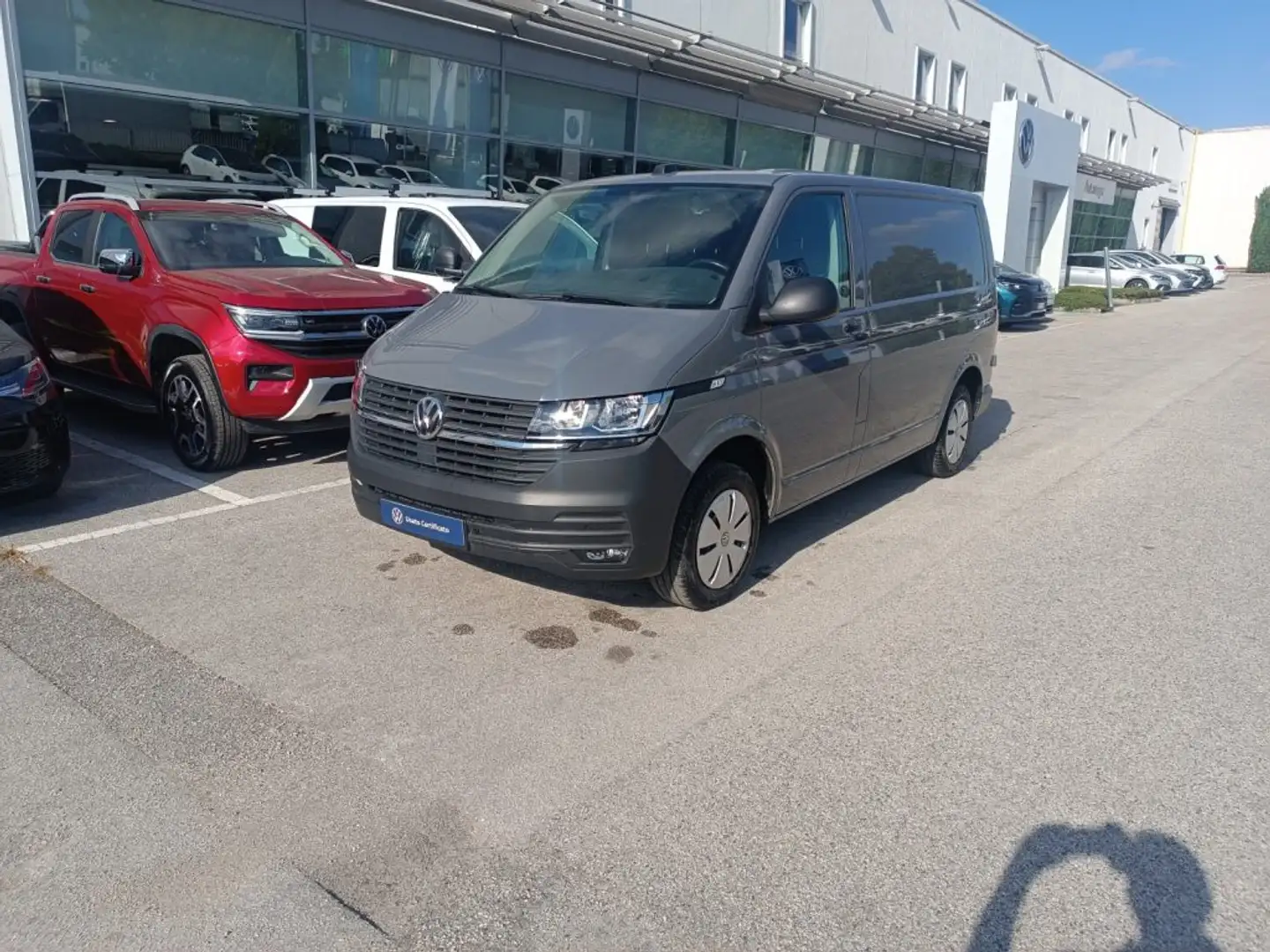 Volkswagen T6.1 Transporter BUSINESS - 2.0 TDI 150 CV DSG - IVA COMPRESA Gris - 1