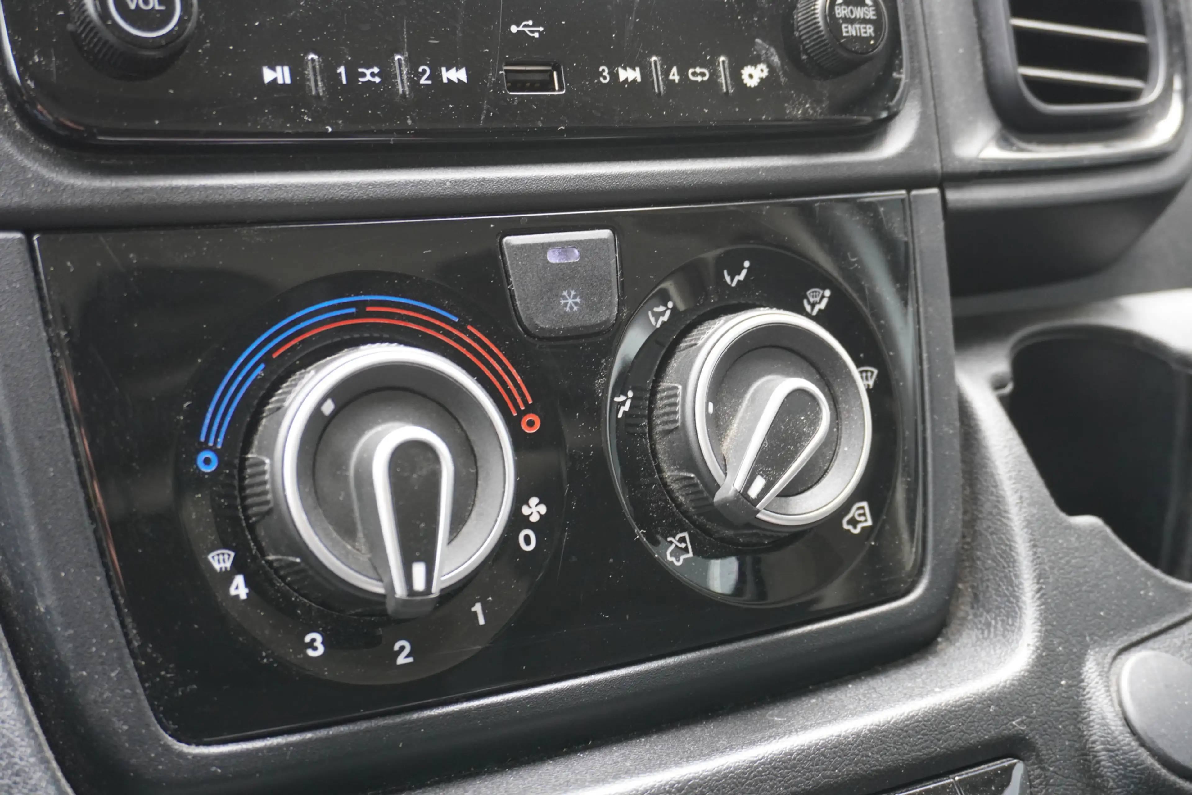 Fiat Ducato 2.2 MultiJet L2H2 EURO 6 - Airco - Cruise - €18.90 — photo 14