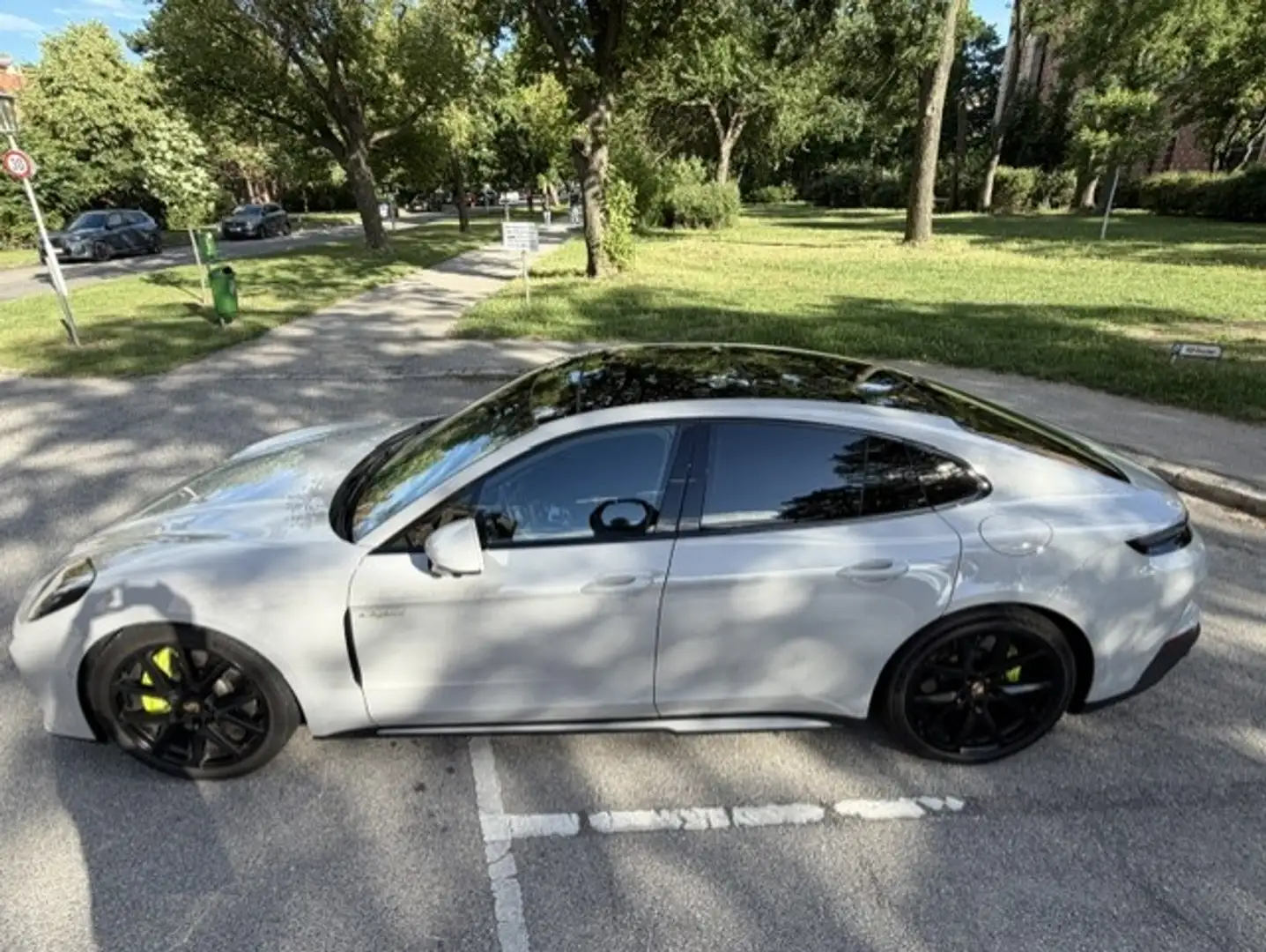 Porsche Panamera Panamera 4 E-Hybrid 21,8kWh PDK Grau - 1