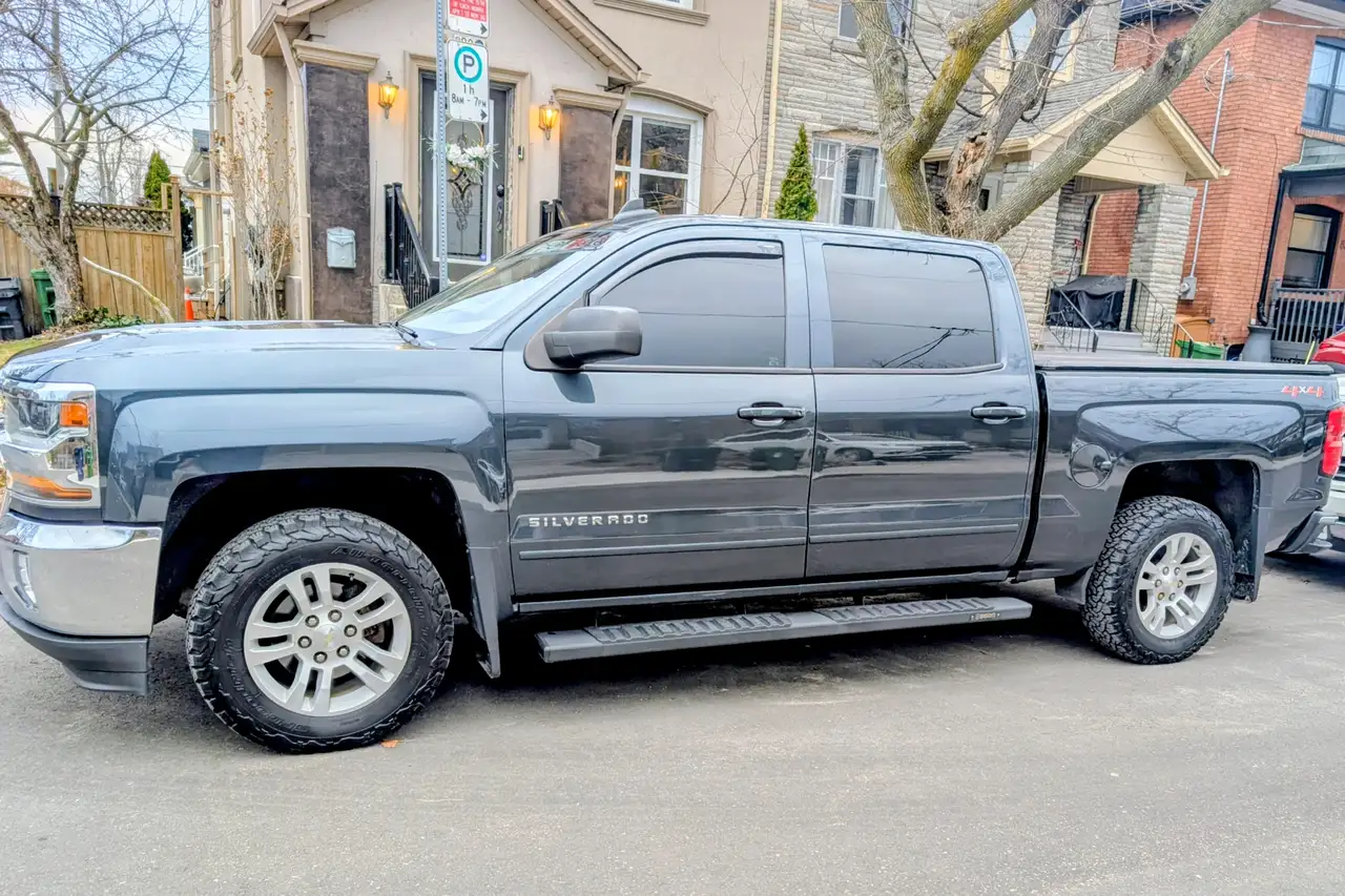 Chevrolet Silverado 1500 снимка Chevrolet Silverado 1500