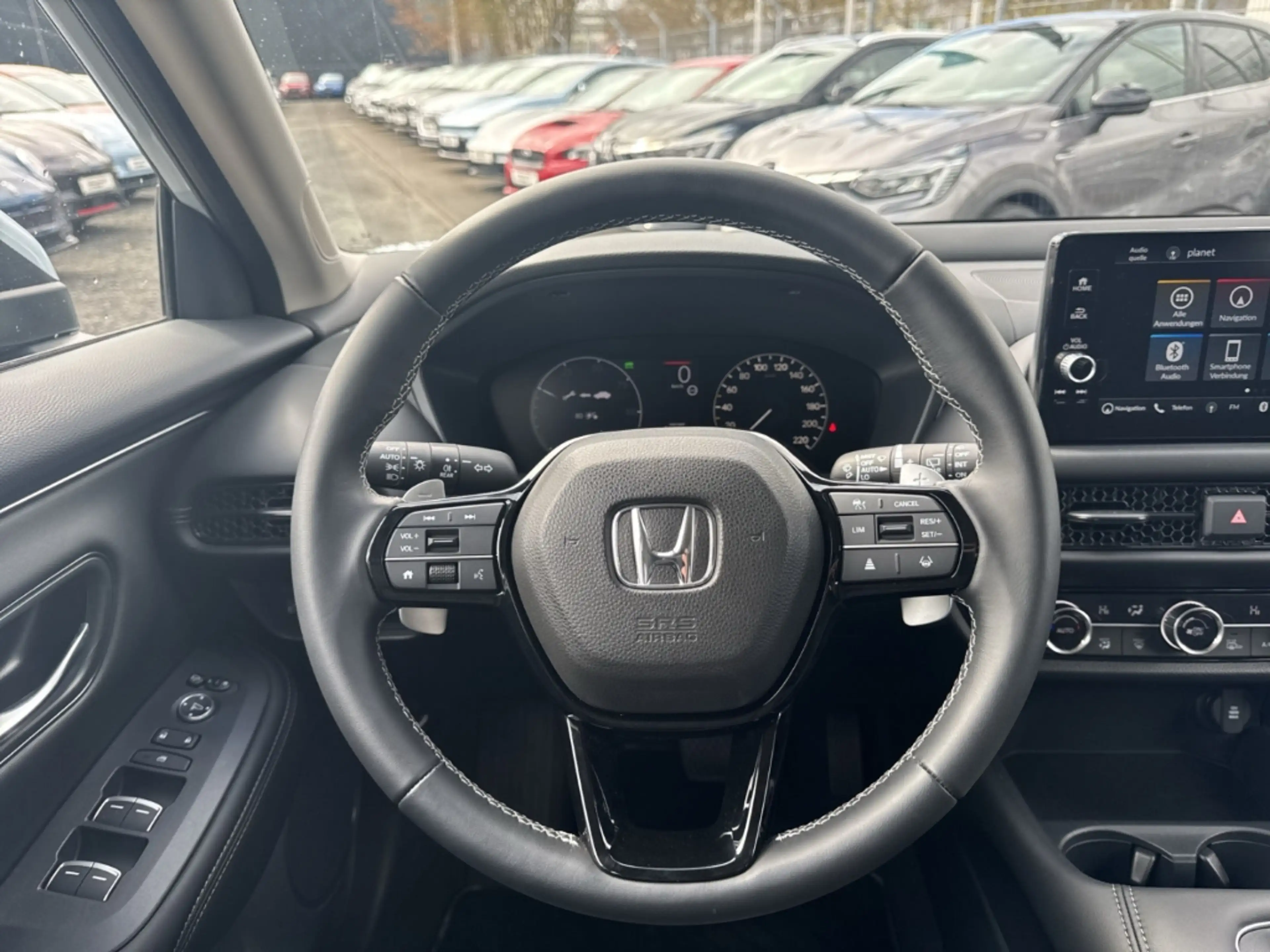 Honda ZR-V e HEV Elegance Black Navi Kamera LED PDC — photo 11
