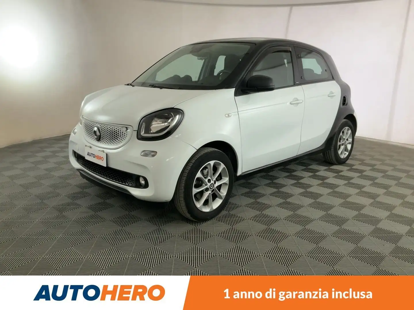 smart forFour 1.0 Passion 70 CV Bianco - 1