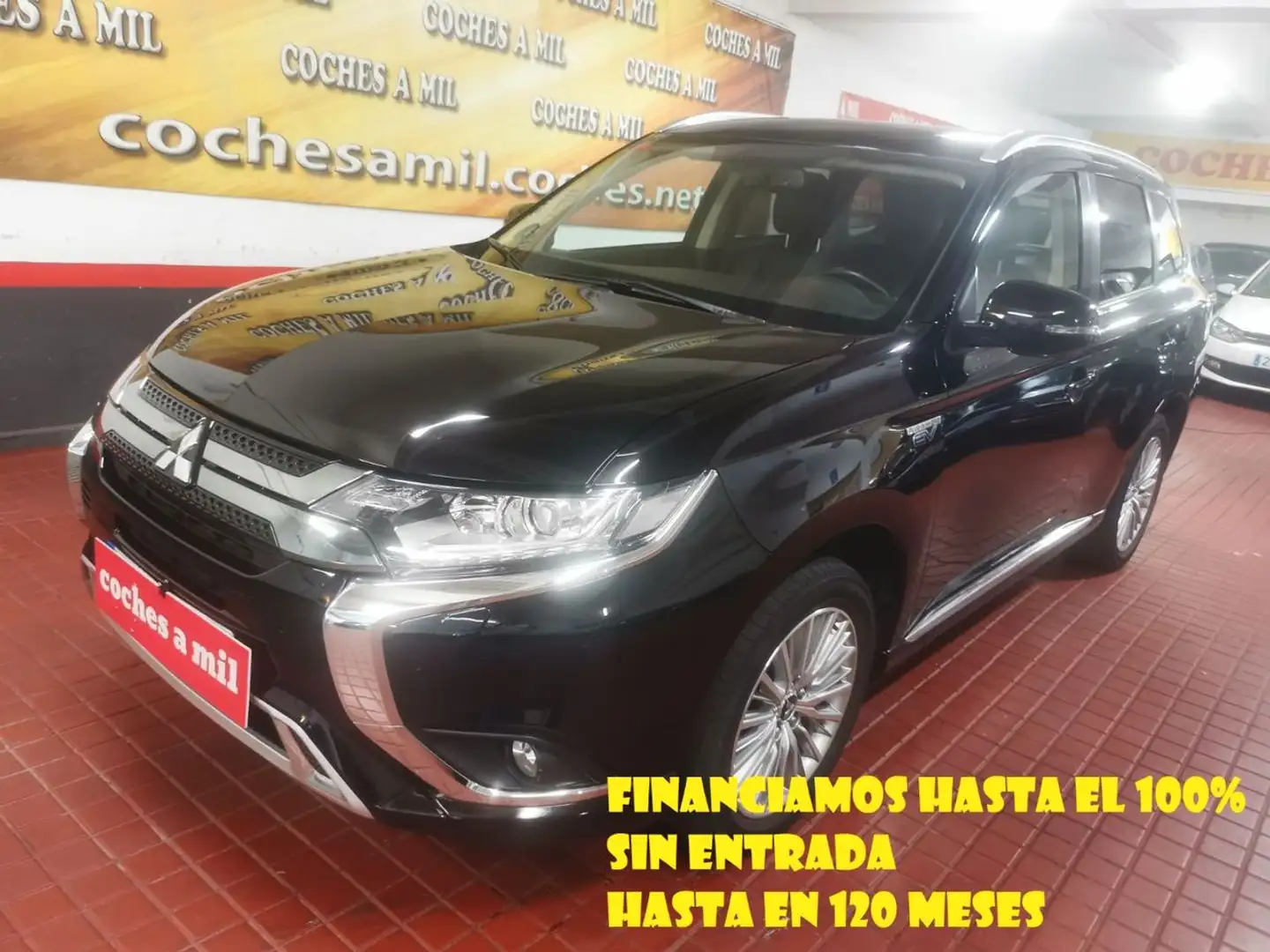 Mitsubishi Outlander PHEV Motion 4WD Negro - 1