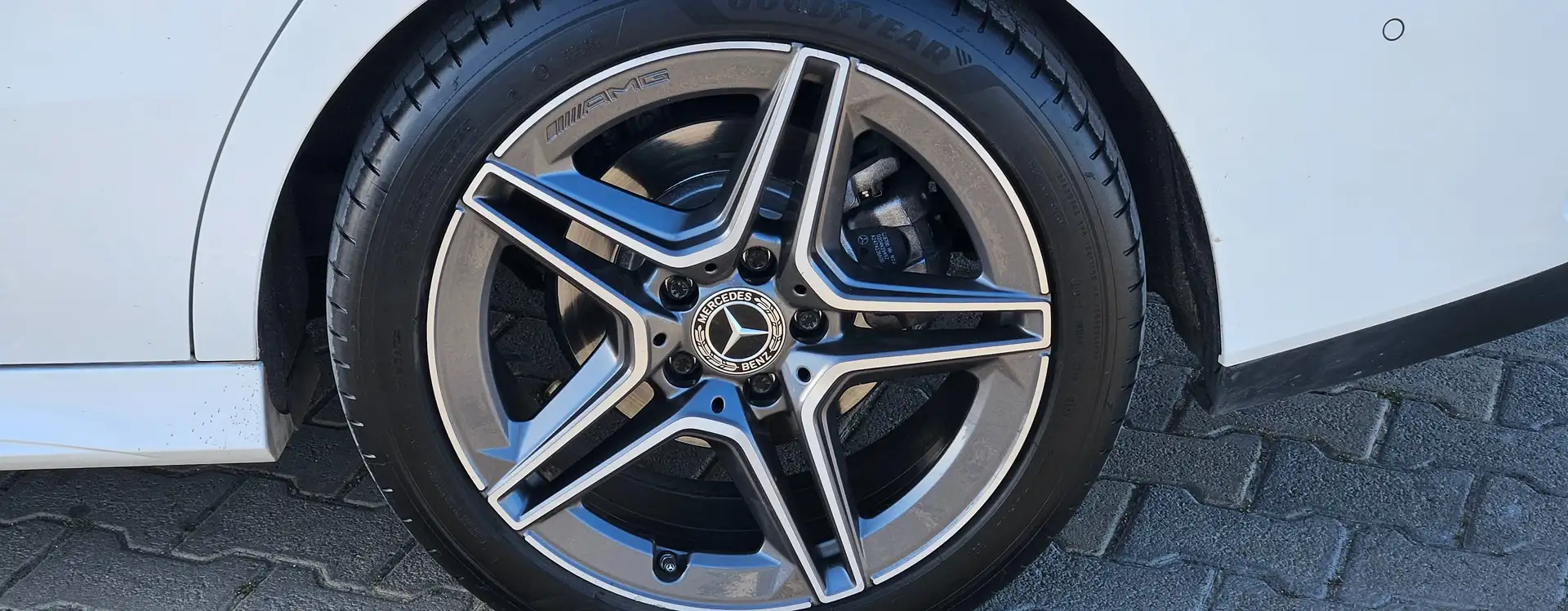 Mercedes-Benz CLA 200 CLA Sh.Brake - X118Shooting Brake d Premium auto Bianco - 1