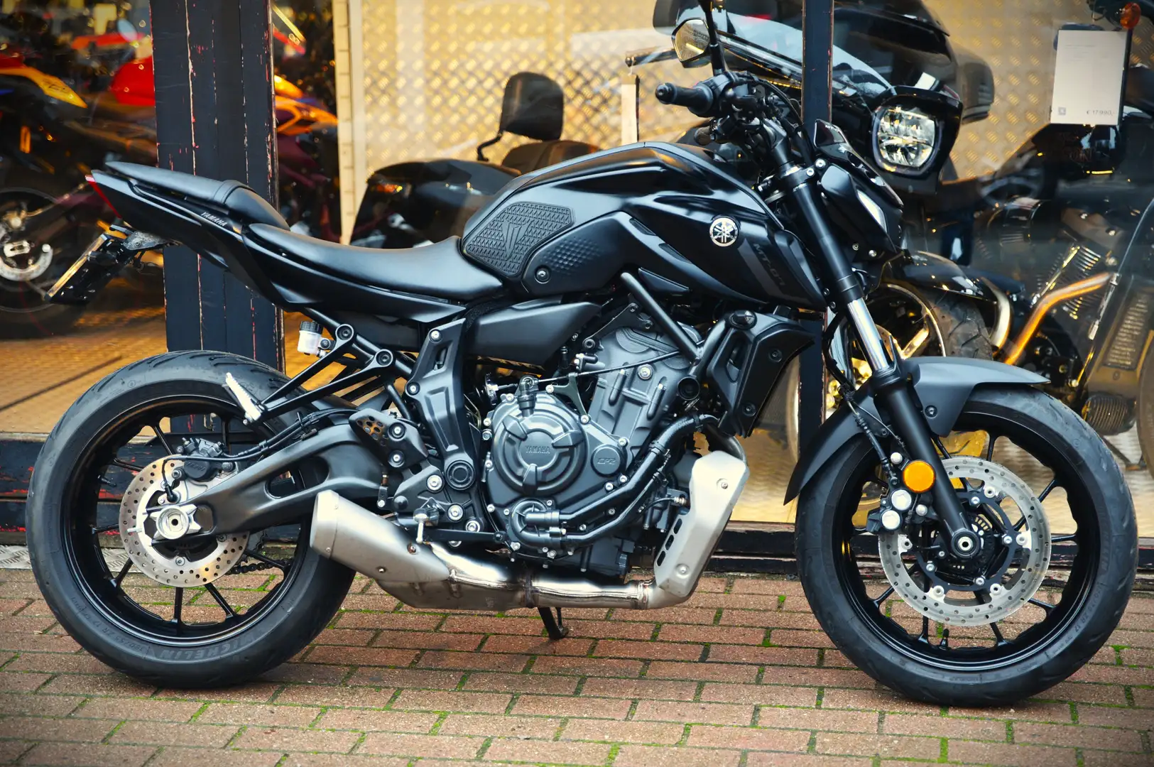 Yamaha MT-09 ***MOTO VERTE*** Zwart - 2