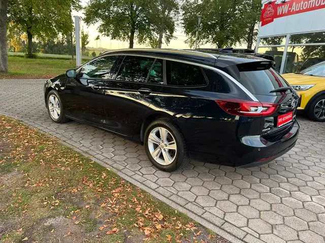 Opel Insignia view 7