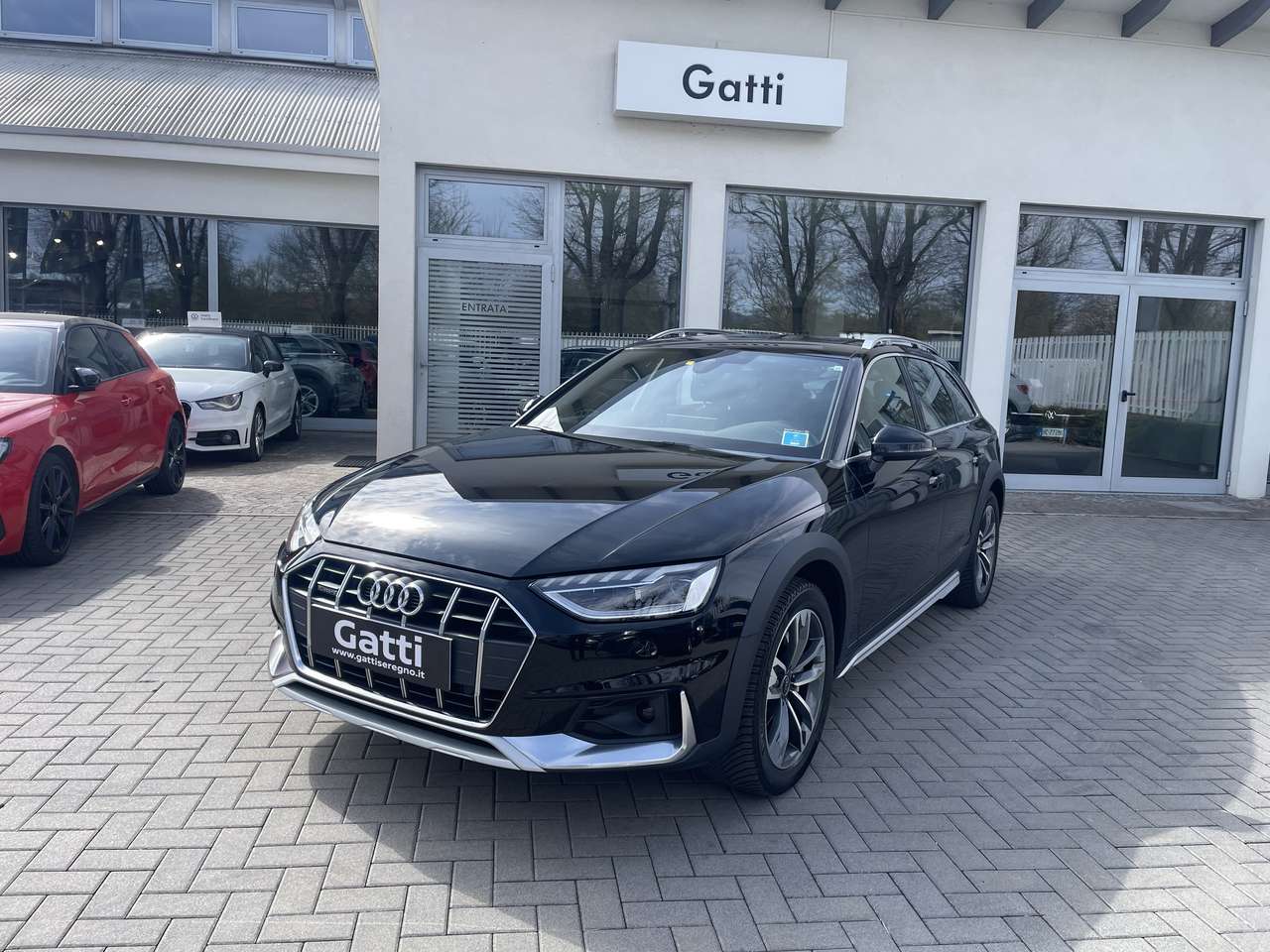 Audi A4 allroad 40 2.0 tdi mhev Identity Contrast quattro 204cv s-tronic