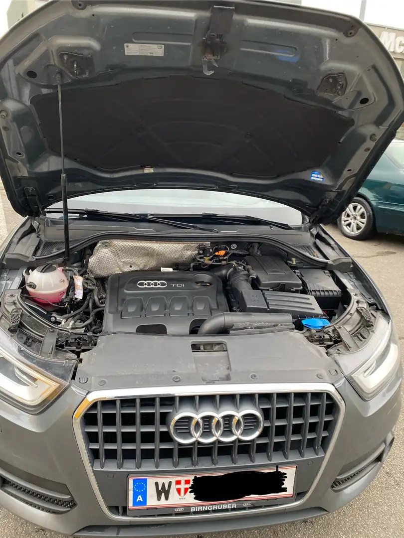 Audi Q3 2,0 TDI quattro DPF S-tronic - 1