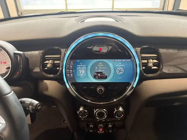 Mini One view 11