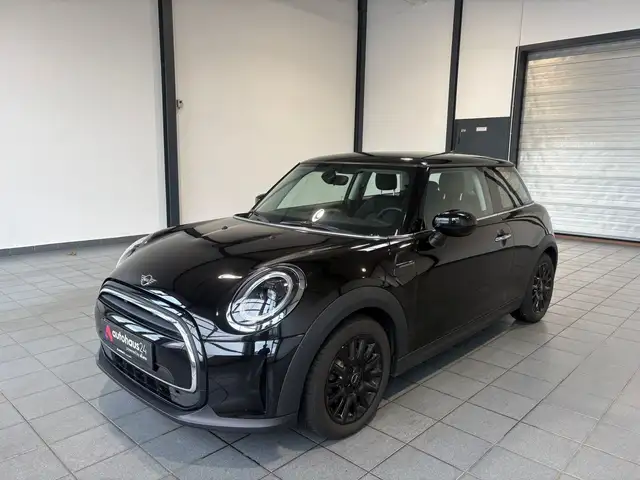 Mini One view 3