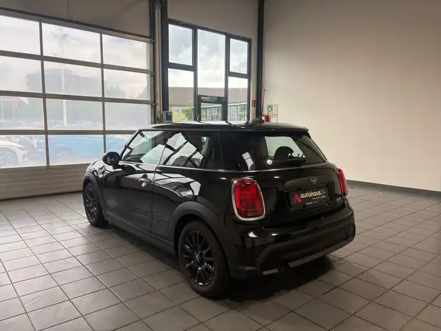 Mini One view 4