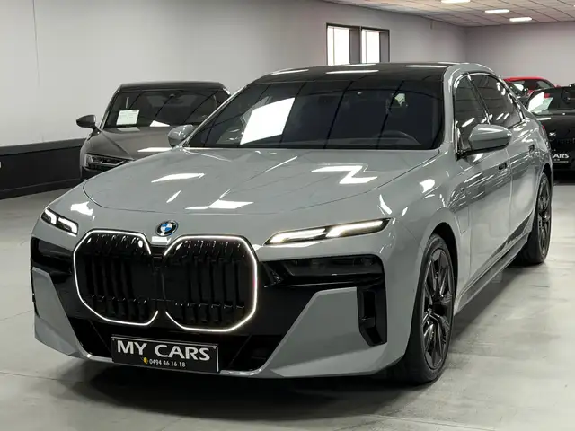 BMW 750 eXAS PHEV Pack-M Pro Pano Tv Iconic Ja 21" Full Options A Voir..