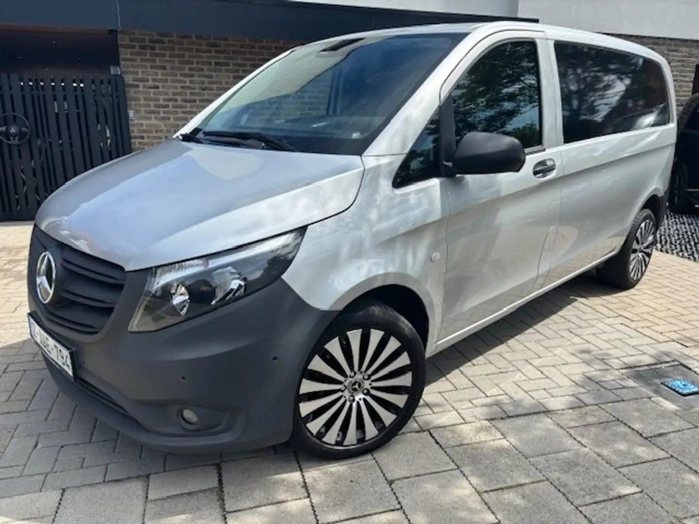 Mercedes-Benz Vito AUTOMAAT | ALU | NAVI | CAM | BTW | DODEHOEK | Gris - 1