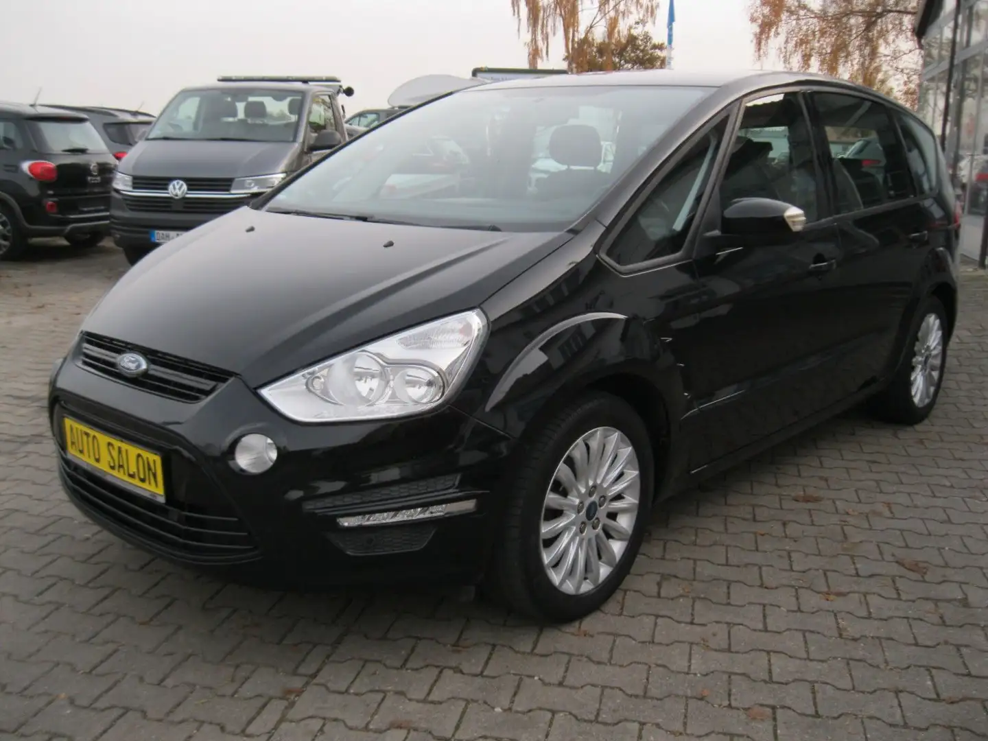 Ford S-Max 1.6 Business Edition Schwarz - 1