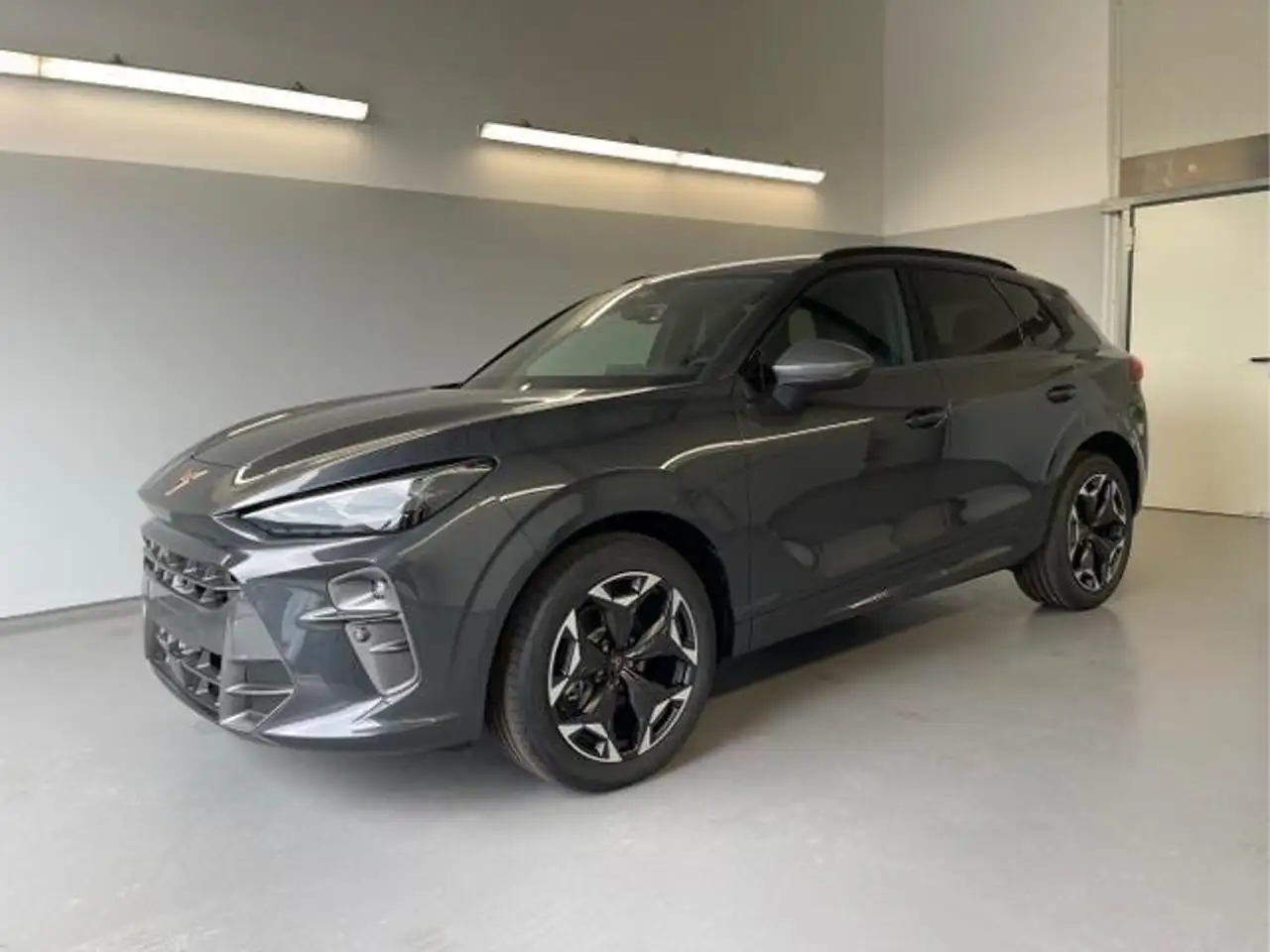 CUPRA Terramar 1.5 eTSI DSG Matrix+Kessy+AHK+eHeck+Dinamica+CarPl — photo 1 of 16