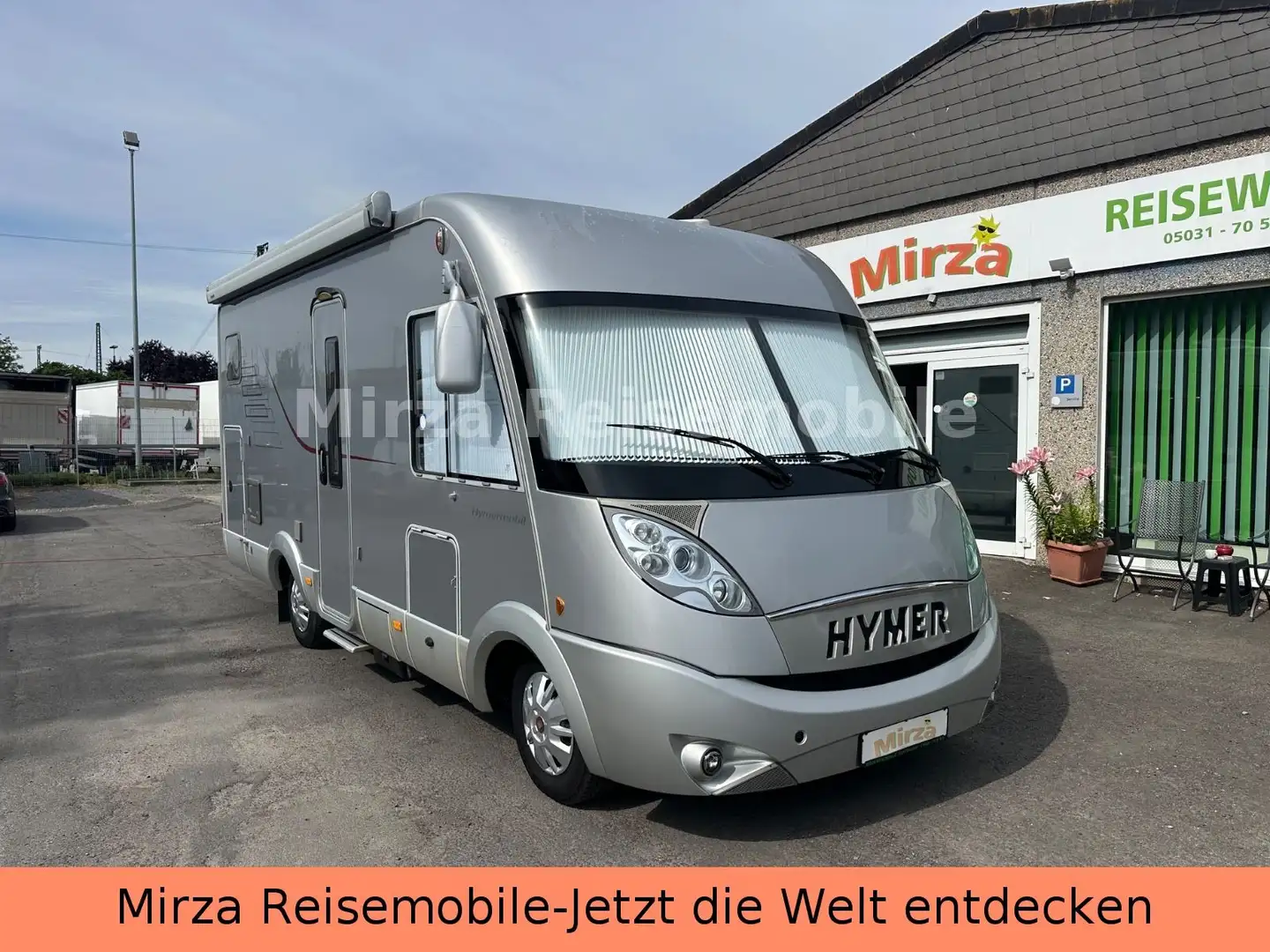 Hymer/Eriba B 524 SL SAT TV -QUERBETT Backofen-3,0L - 1