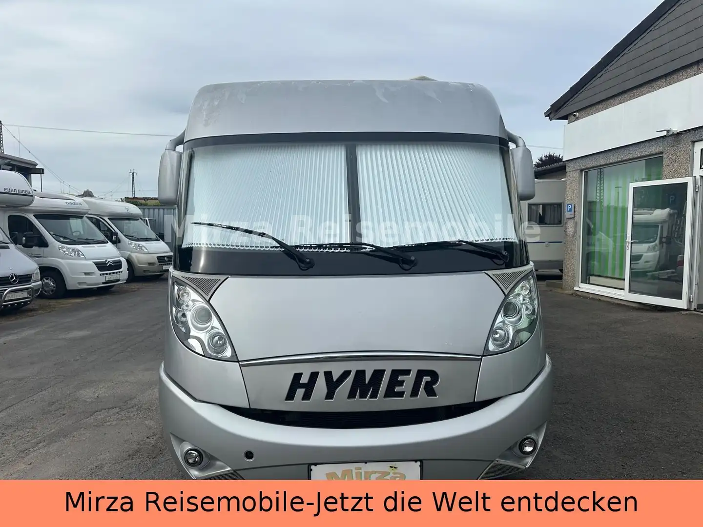 Hymer/Eriba B 524 SL SAT TV -QUERBETT Backofen-3,0L - 2