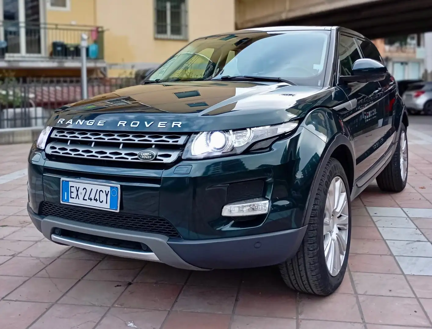 Land Rover Range Rover Evoque Range Rover Evoque 5p 2.2 sd4 Pure 190cv auto 9m Zöld - 2
