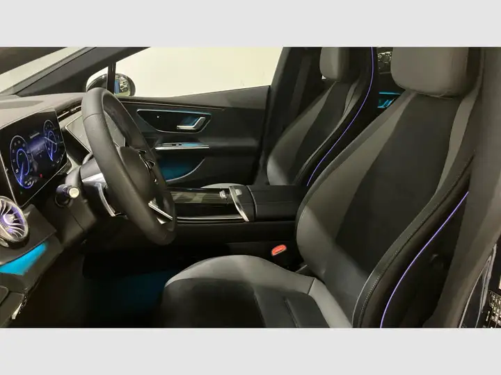 Mercedes-Benz EQE 2026, foto 7