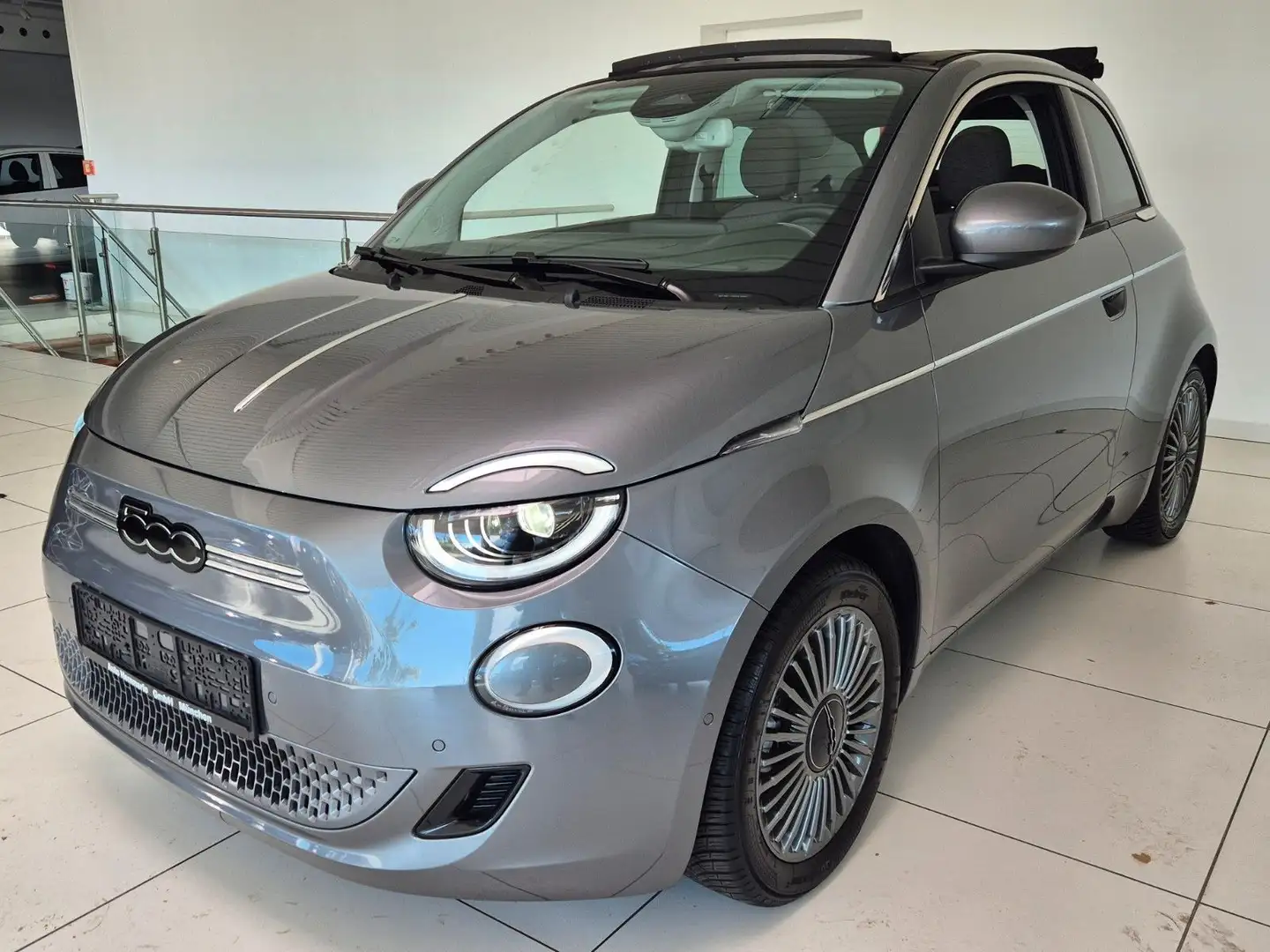 Fiat 500e 500 e Icon*SzHZ*Abstandstempomat*Navi* Gris - 1