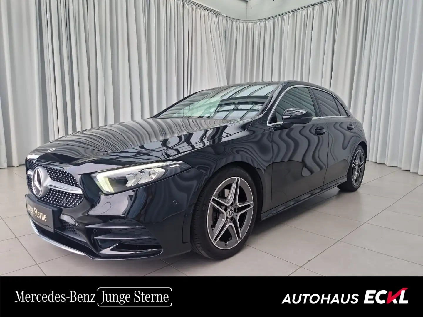 Mercedes-Benz A 180 Kompaktlimousine AMG Line SportS. Nero - 1