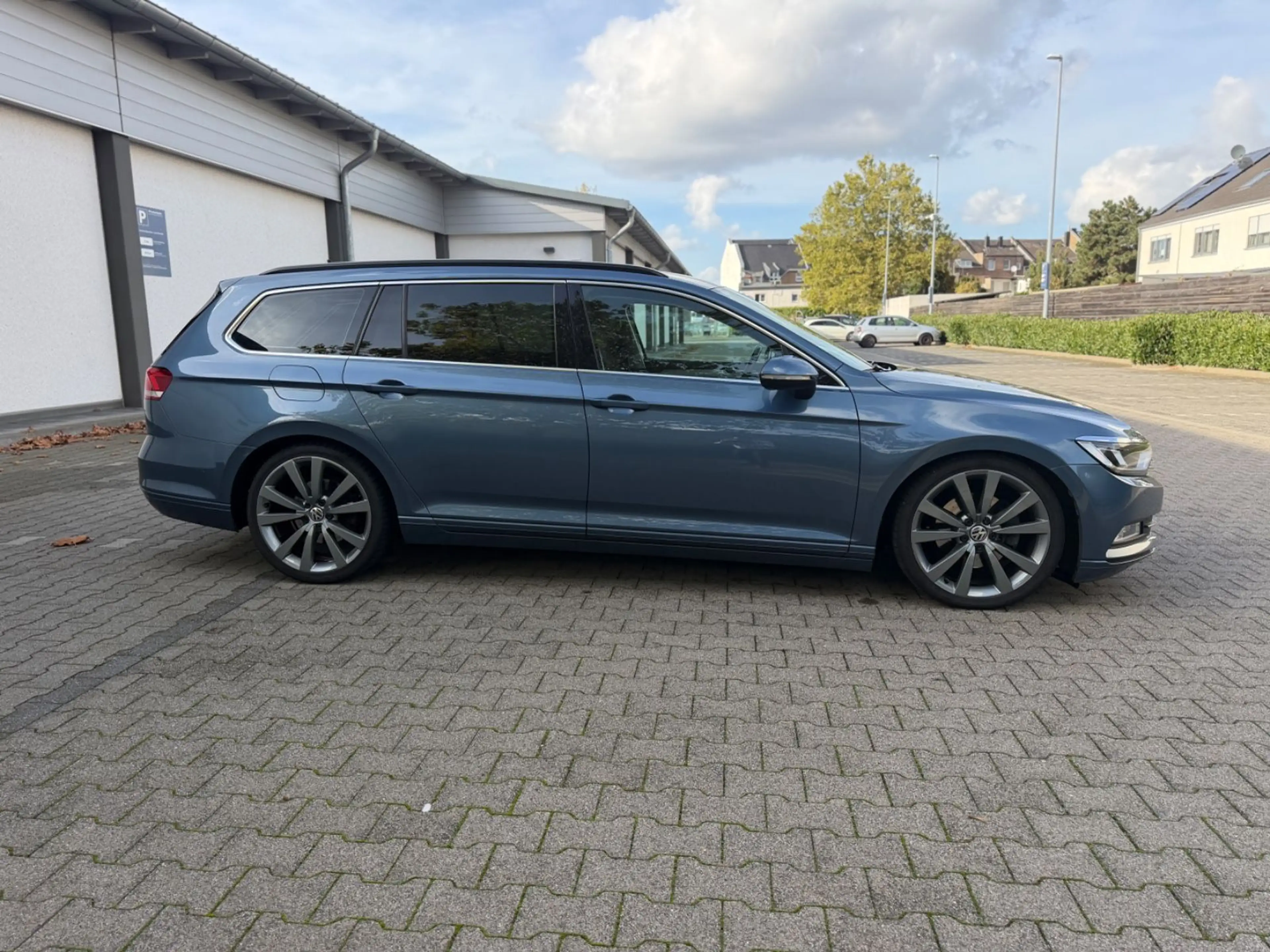 Volkswagen Passat Variant Passat 2.0TDI DSG Comfortline BMT/Start-Stop Nav — photo 3