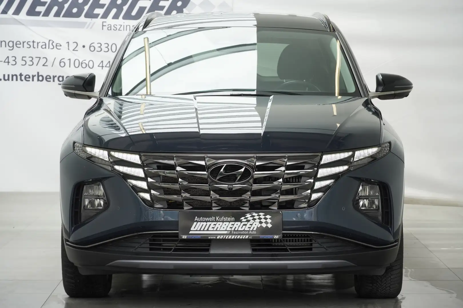 Hyundai TUCSON NX4 Prestige Line 1,6 T-GDi PHEV 4WD AT Noir - 1