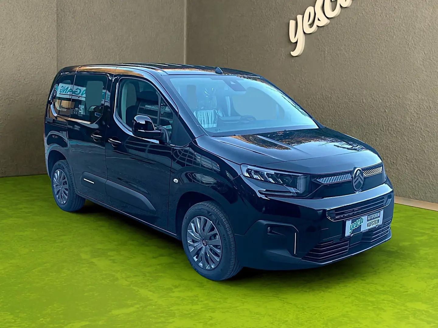 Citroen Berlingo Plus M HDI 100 vorsteuerabzugsfähig keine KM Schwarz - 1