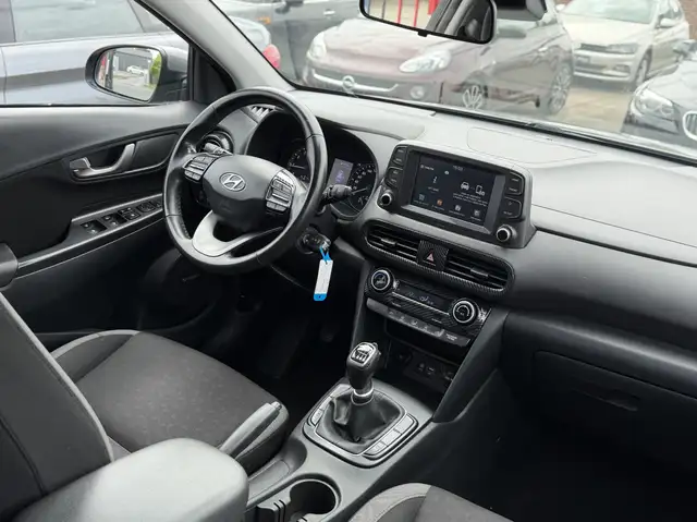 Hyundai Kona view 13